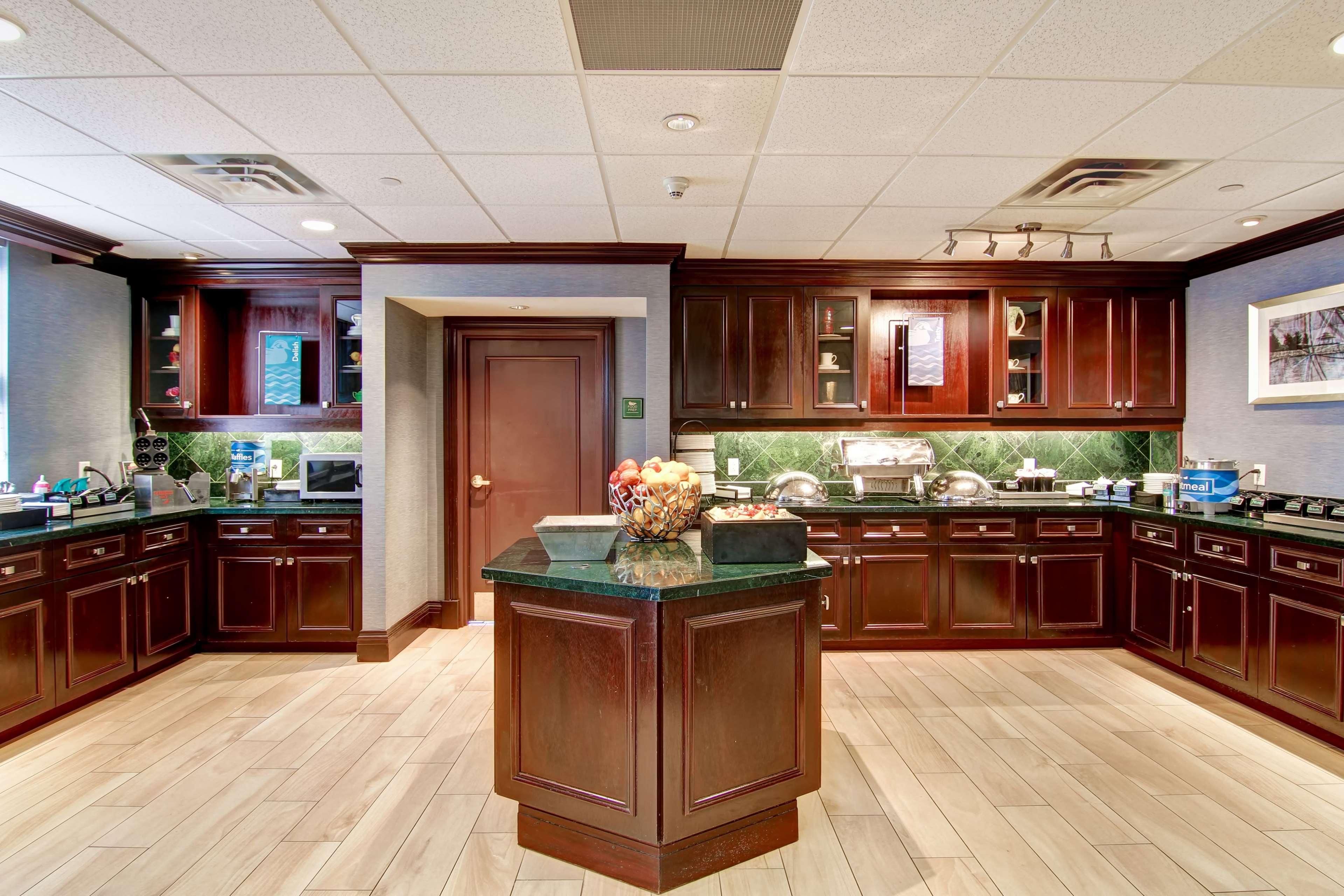 Homewood Suites By Hilton Toronto Mississauga Ngoại thất bức ảnh