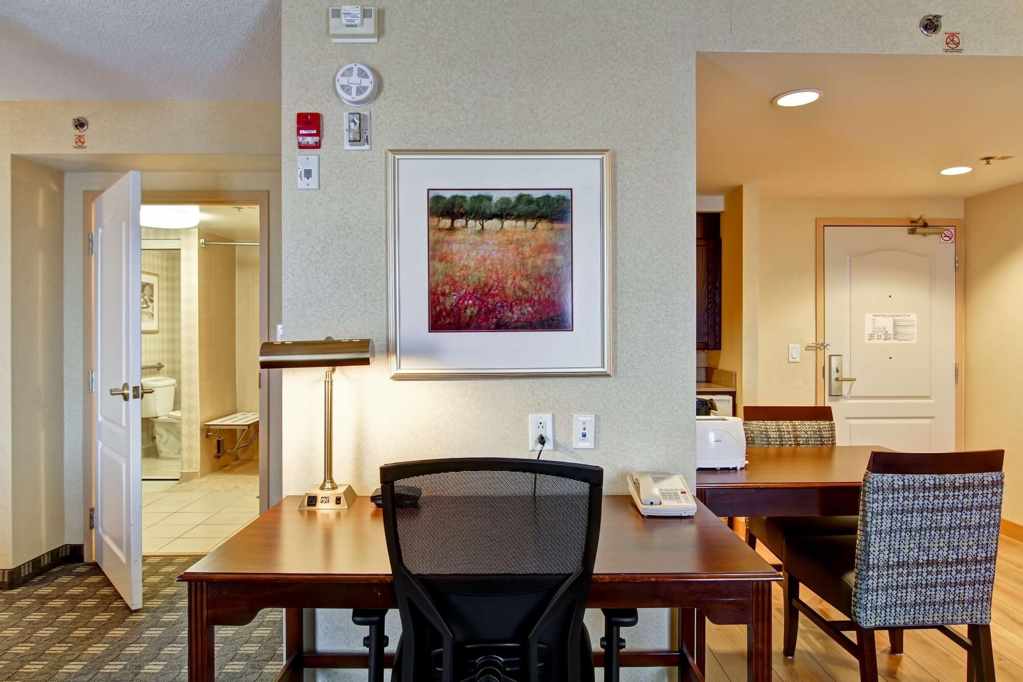Homewood Suites By Hilton Toronto Mississauga Ngoại thất bức ảnh