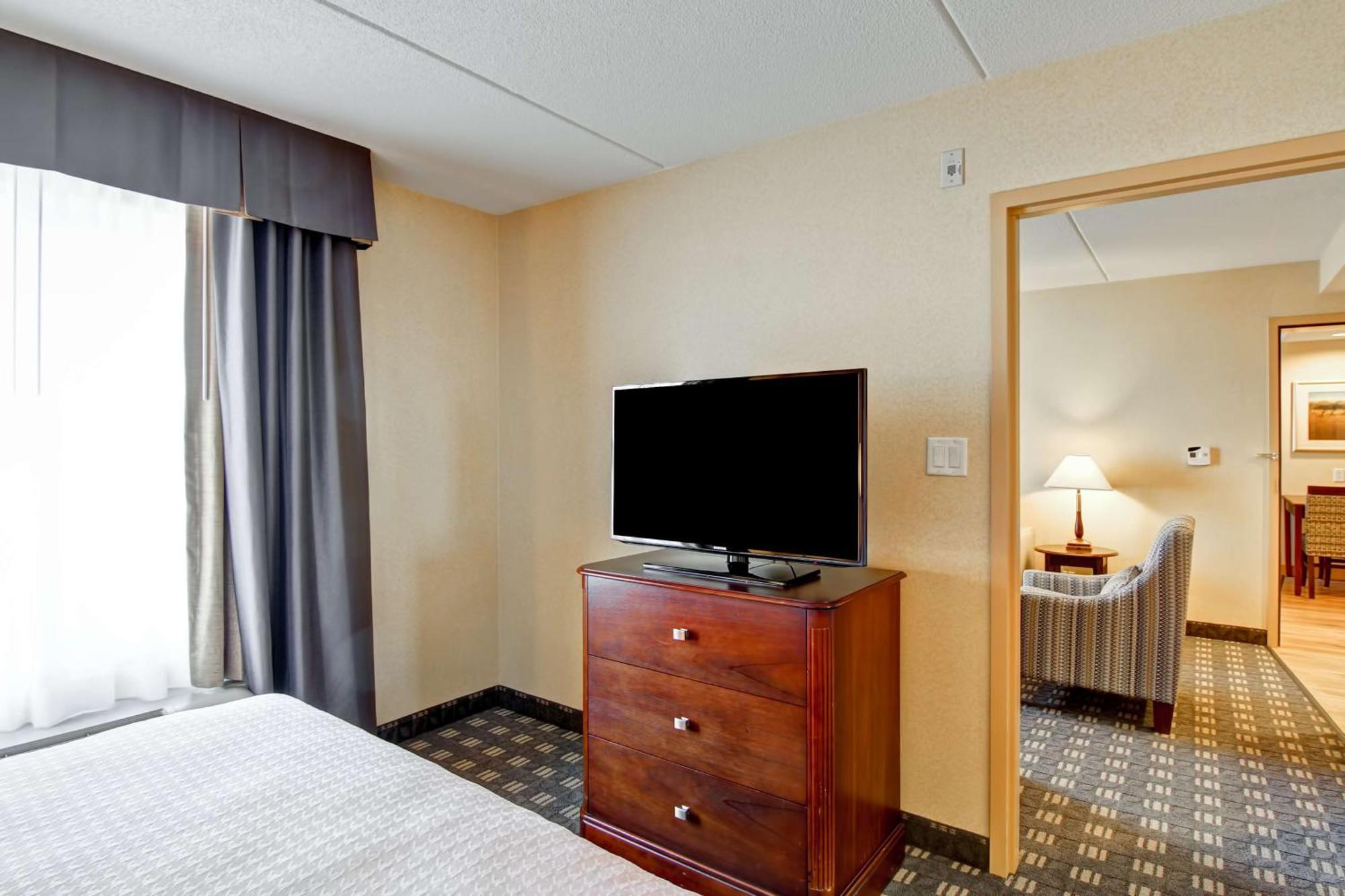 Homewood Suites By Hilton Toronto Mississauga Ngoại thất bức ảnh